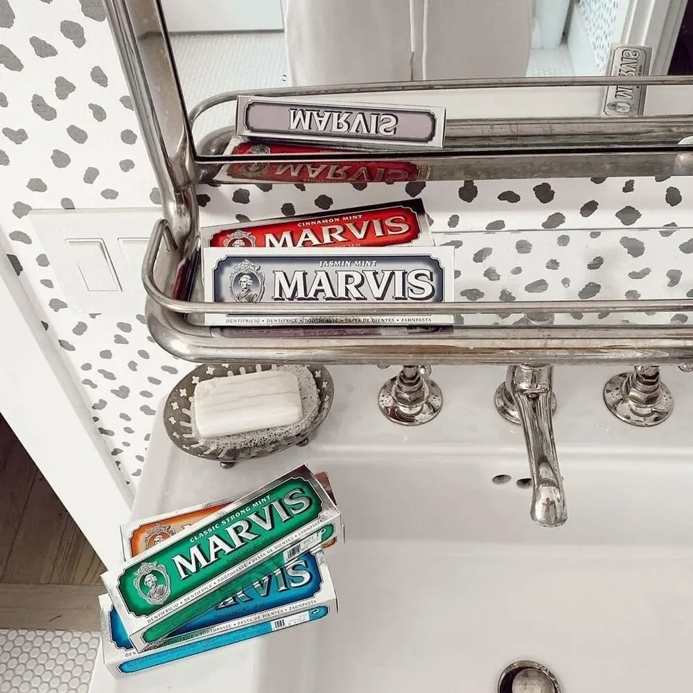 Marvis Whitening Mint Toothpaste Whitens Teeth Removes Plaque White 3.8 oz